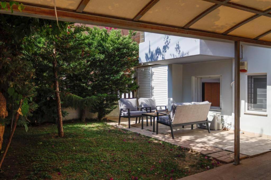 Pame Rentals - Cozy Glyfada Stay With Free Parking Athen Exterior foto