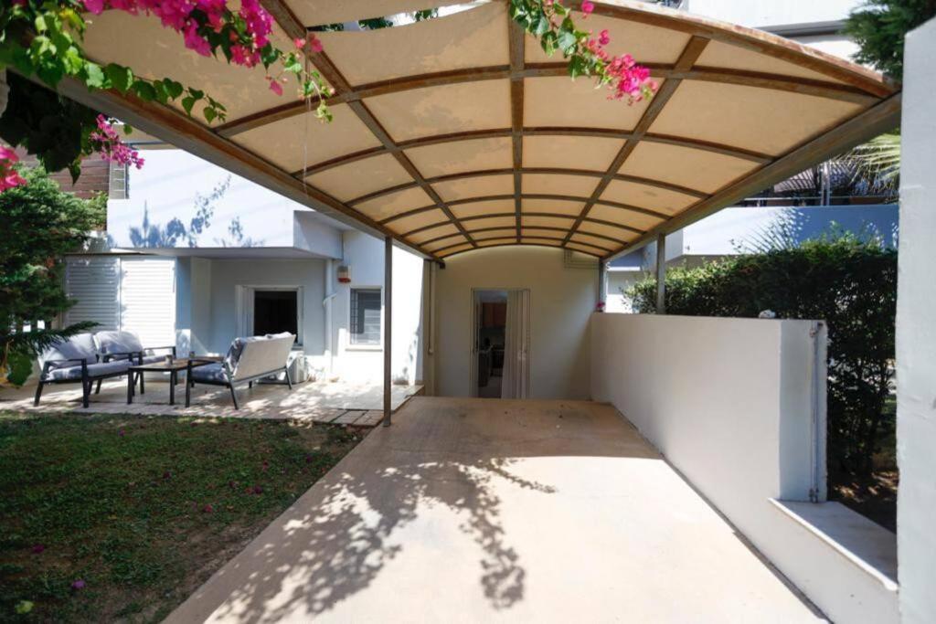 Pame Rentals - Cozy Glyfada Stay With Free Parking Athen Exterior foto