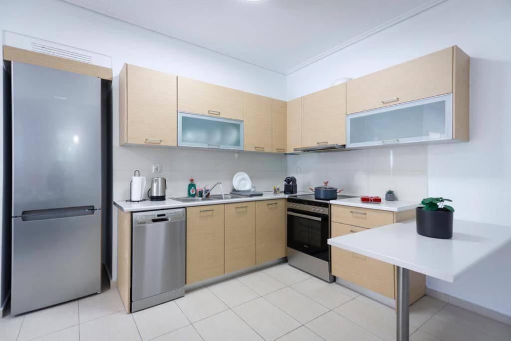 Pame Rentals - Cozy Glyfada Stay With Free Parking Athen Exterior foto